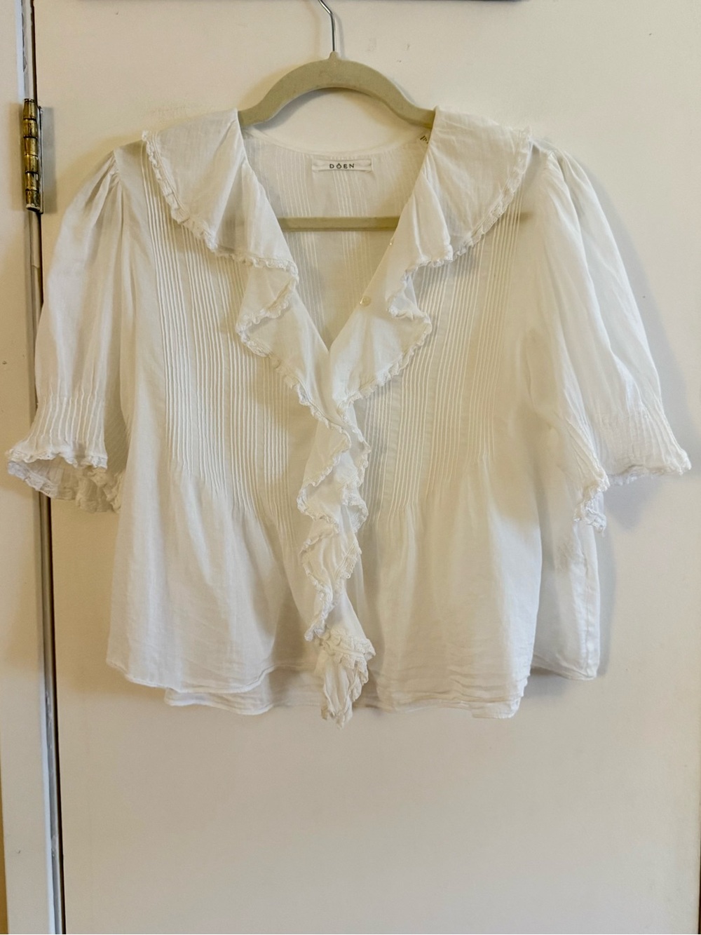 Doen Henri Top in White